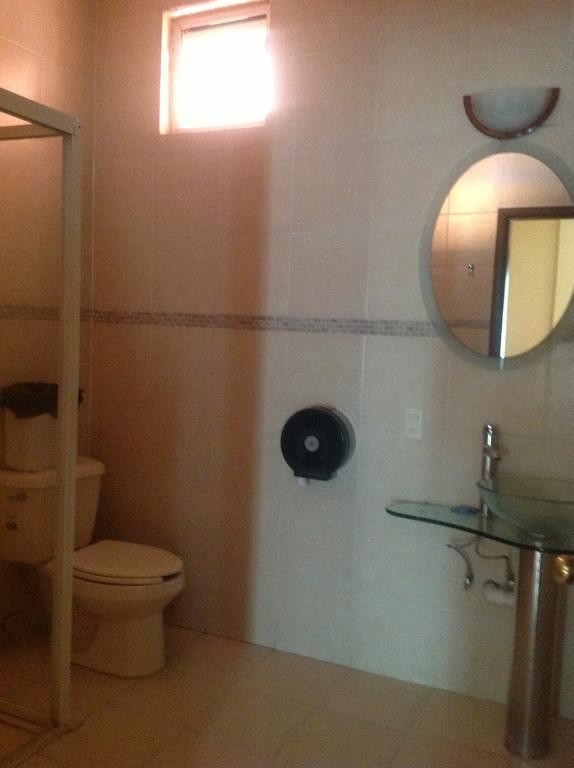 Hotel Genoves San Juan de los Lagos Habitación foto